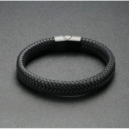 Men’s Braided Leather-Style Bracelet with Magnetic Clasp – Modern & Durable